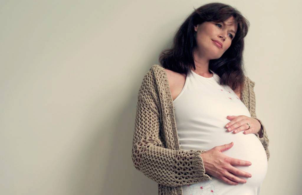 Поздняя беременность: особенности и к чему готовиться