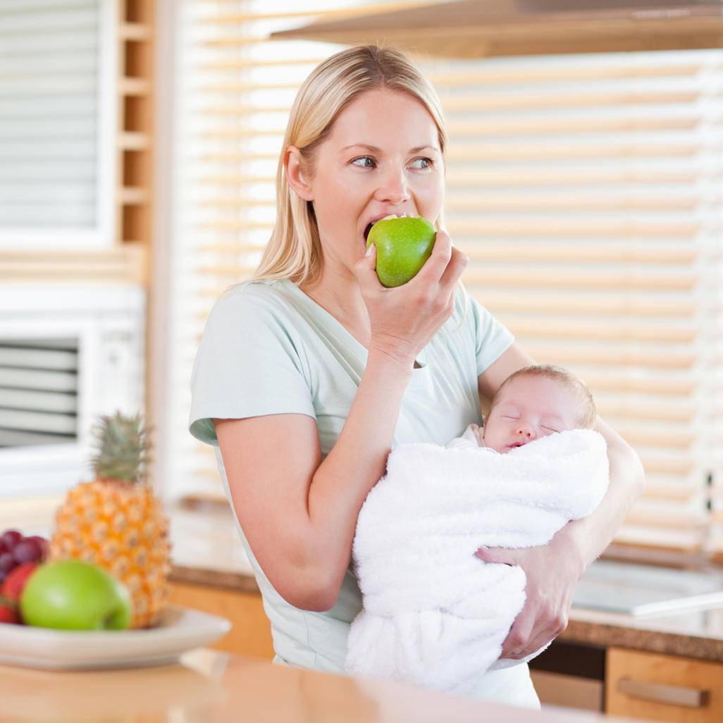 Меню кормящей мамы: как питаться в период грудного вскармливания?