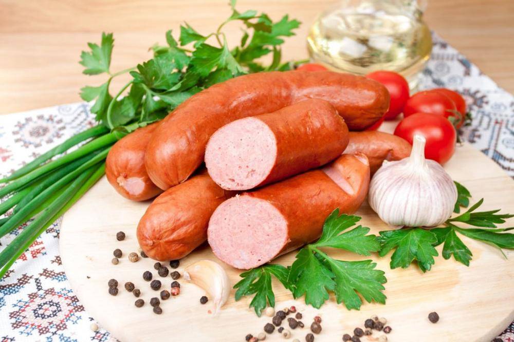 Можно ли вареную колбасу и сосиски при грудном вскармливании