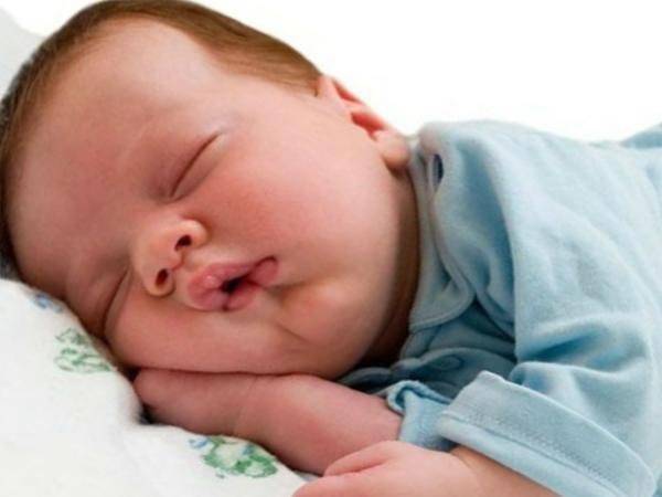 Почему ребенок храпит во сне, а соплей нет