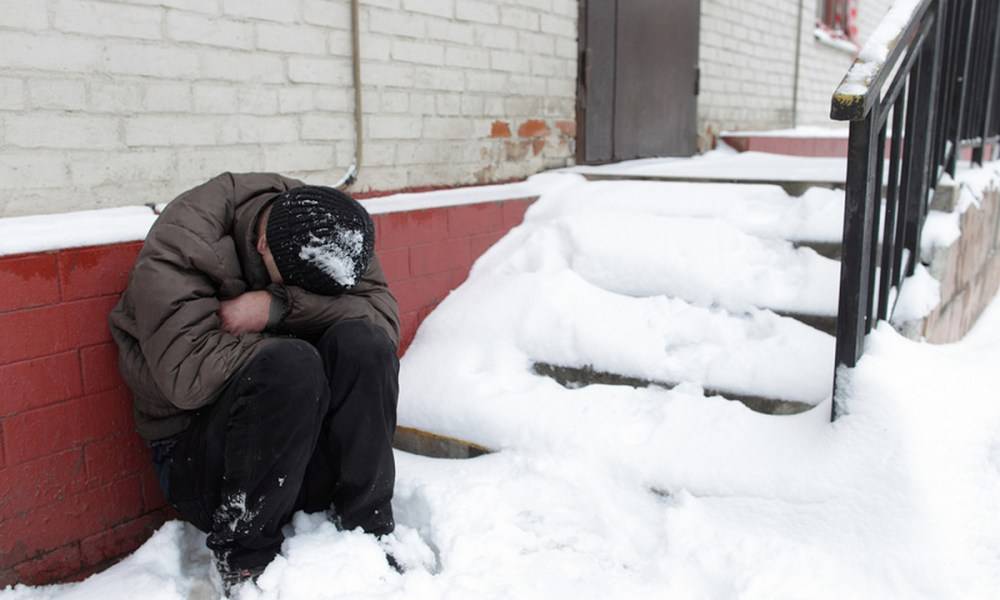 Один на улице. пока родители пили, семимесячный ребёнок замерзал на снегу | происшествия | аиф красноярск