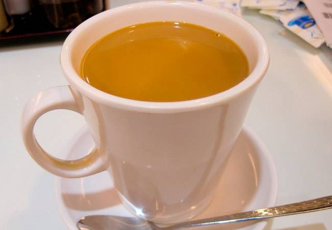 Можно ли пить чай с добавлением молока при грудном вскармливании?