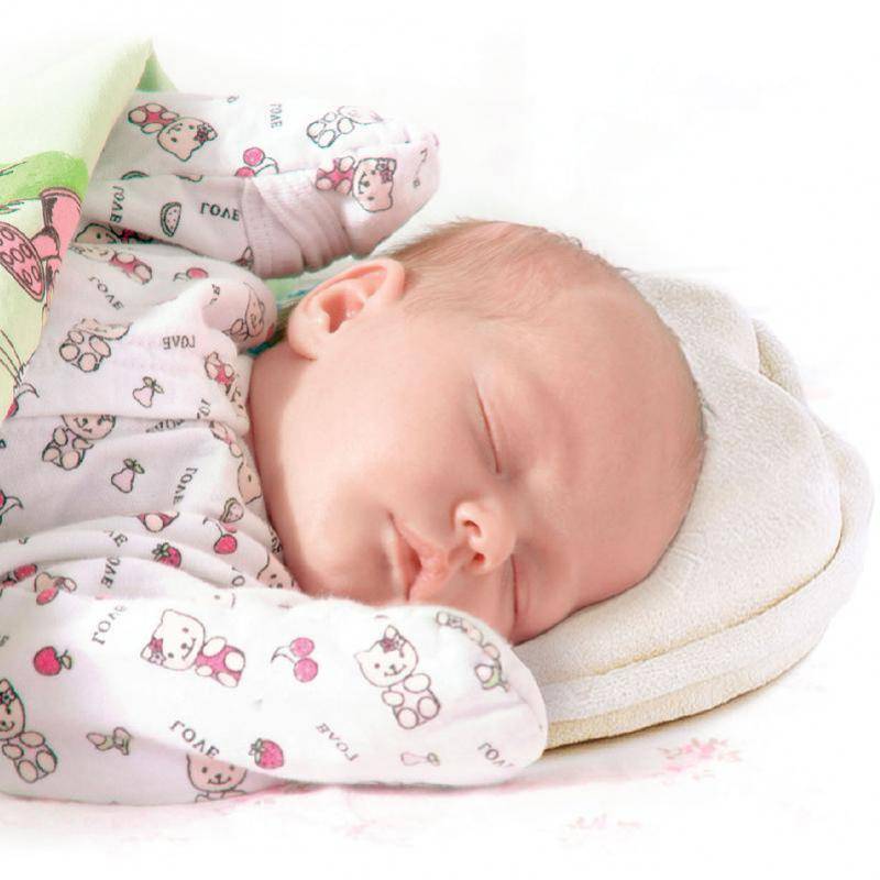 Размер подушки для новорожденного: в кроватку и в коляску. длина, ширина и толщина подушек для новорожденных в см