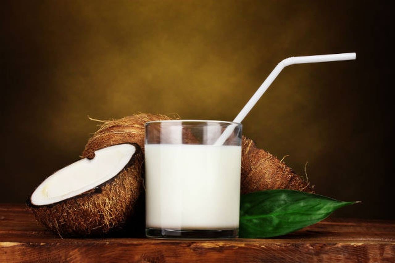 Можно ли кокос при беременности: польза кокосовой воды и мякоти