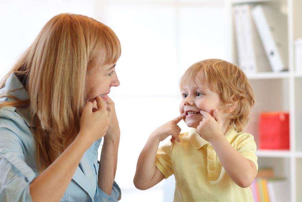 Как научить ребенка говорить в 2 года