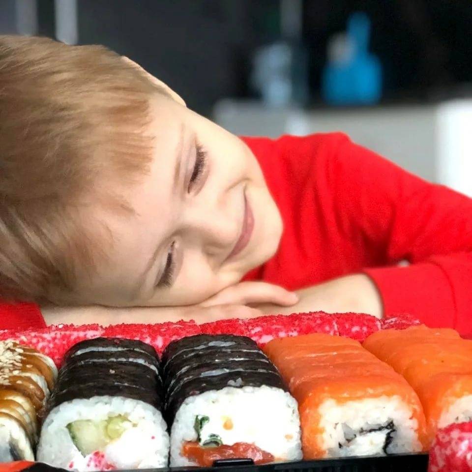 Можно ли детям есть суши?