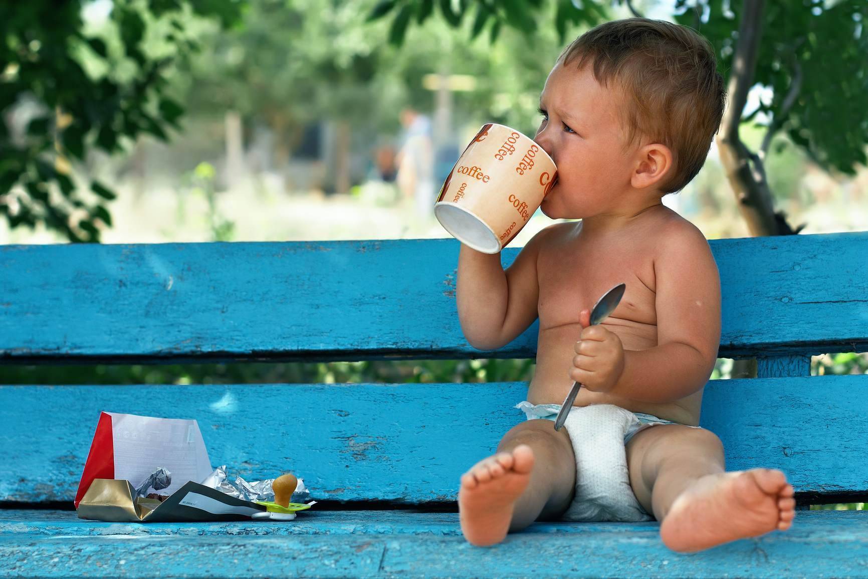 С какого возраста можно пить кофе детям
