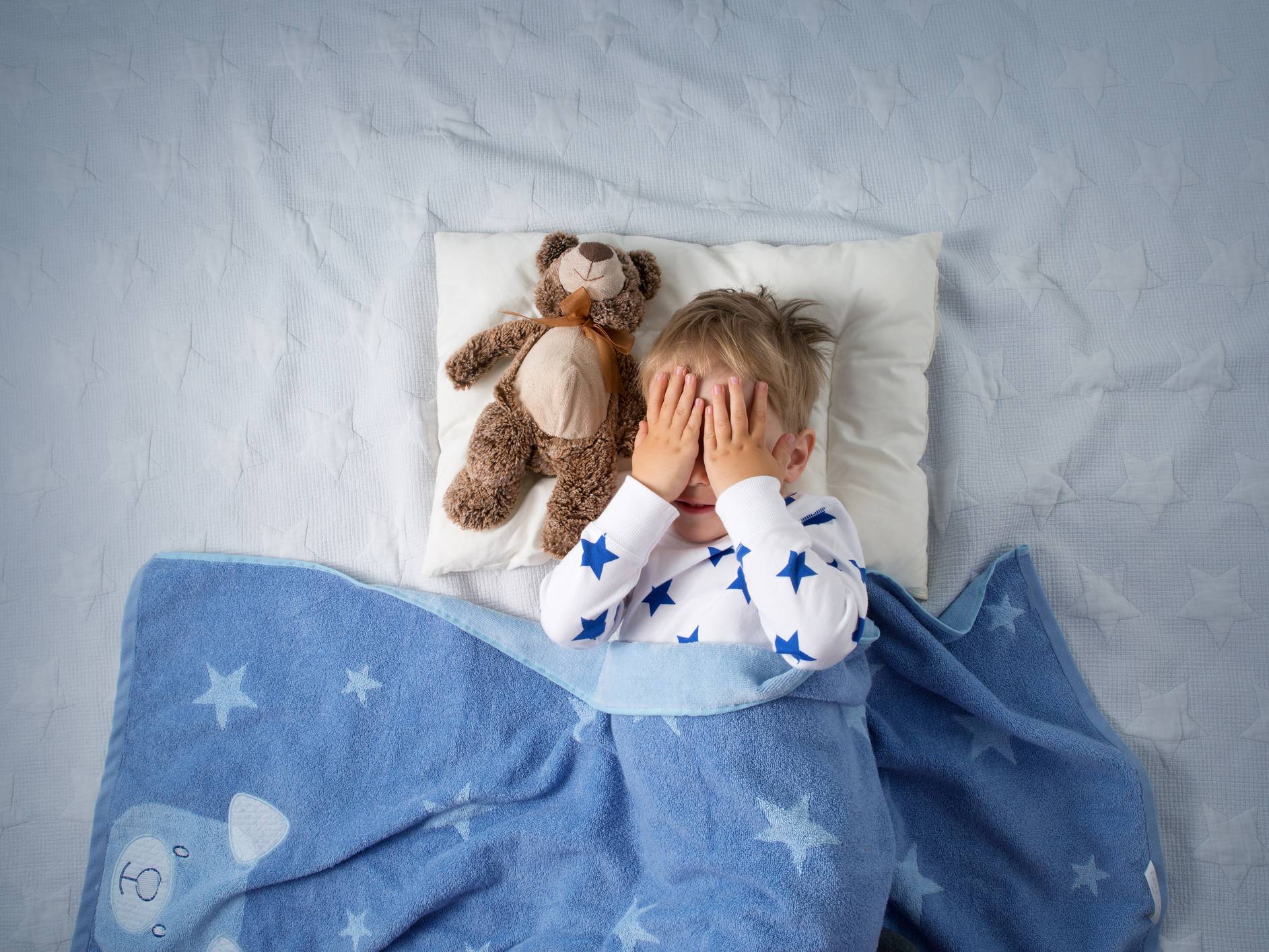Лунатизм у детей – причины и симптомы