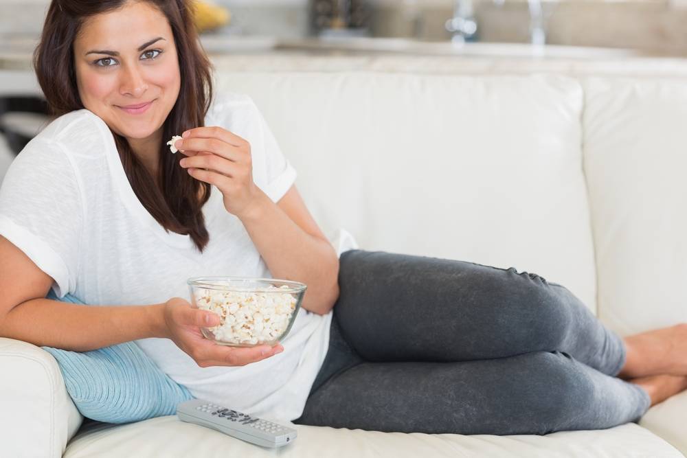 Попкорн полезные свойства и вред: вреден ли попкорн, польза при грудном вскармливании, можно ли кормящей маме