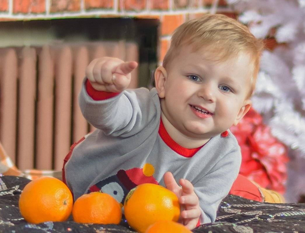 С какого возраста можно давать ребенку апельсин: ответ специалиста, комаровский
