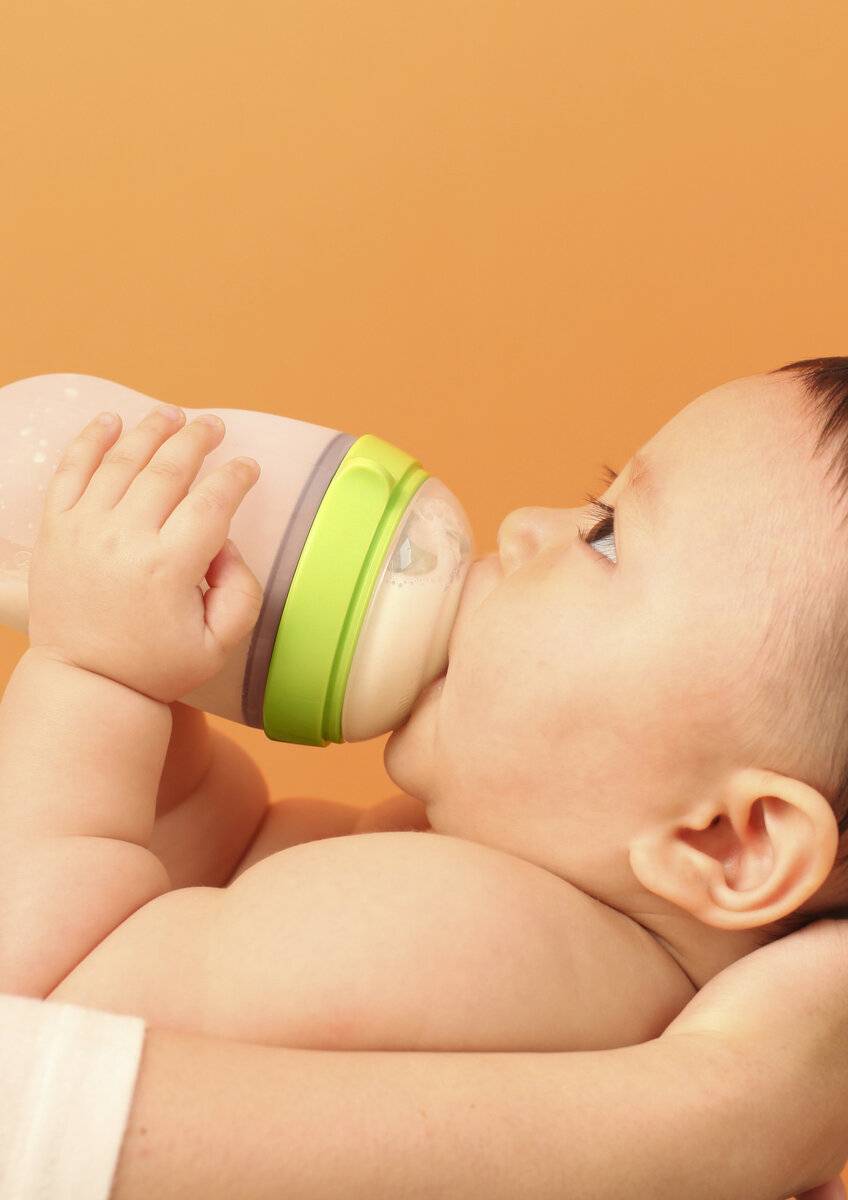 Как правильно и быстро отучить ребенка от бутылочки