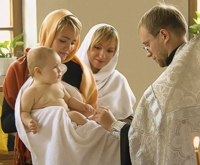 Как проходит таинство крещения в церкви?