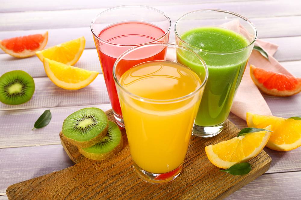 Свежевыжатый апельсиновый сок. польза и вред от его употребления для организма человека