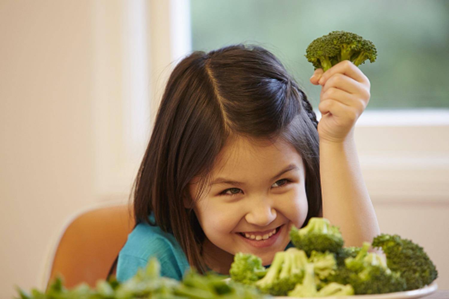 Как приучить ребенка есть овощи и фрукты: 14 советов
