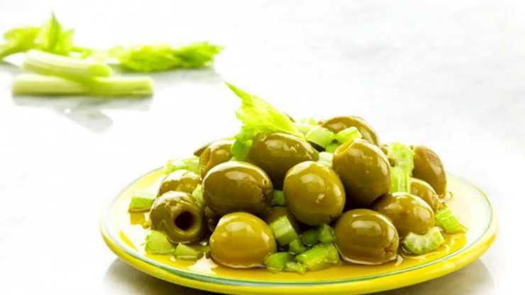 Оливки и маслины при грудном вскармливании