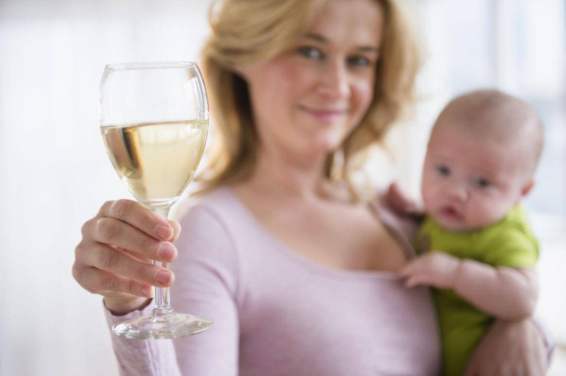 Можно ли пить вино кормящей маме