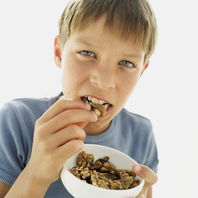 Какие орехи самые полезные для детей - влияние на здоровье, суточная дозировка, вред и аллергенность