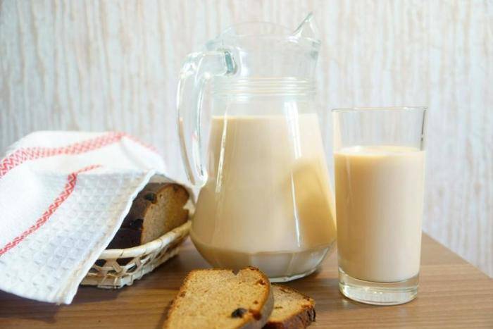 Можно ли пить молоко при грудном вскармливании и какой вред это принесет ребенку