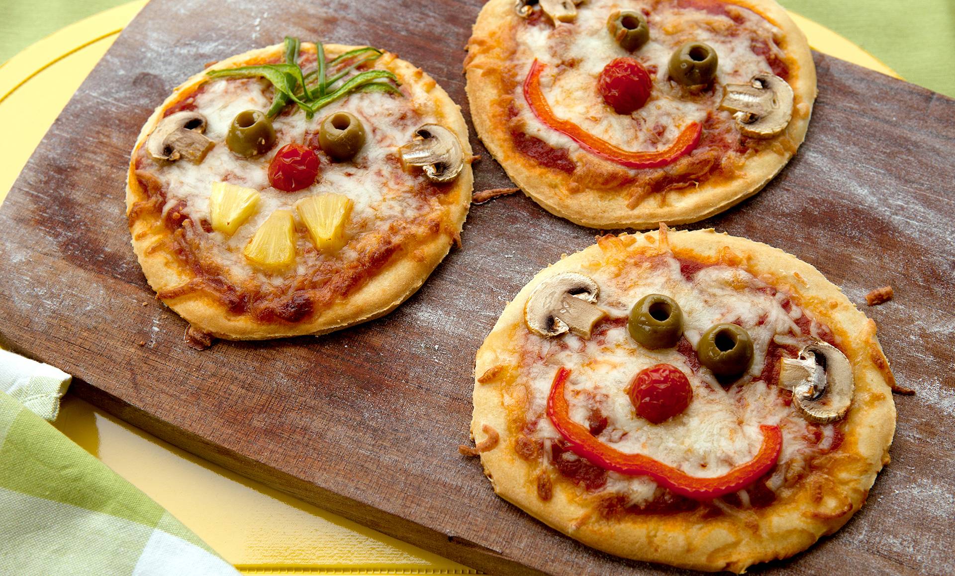 Вкусная пицца для ребенка - пошаговые рецепты